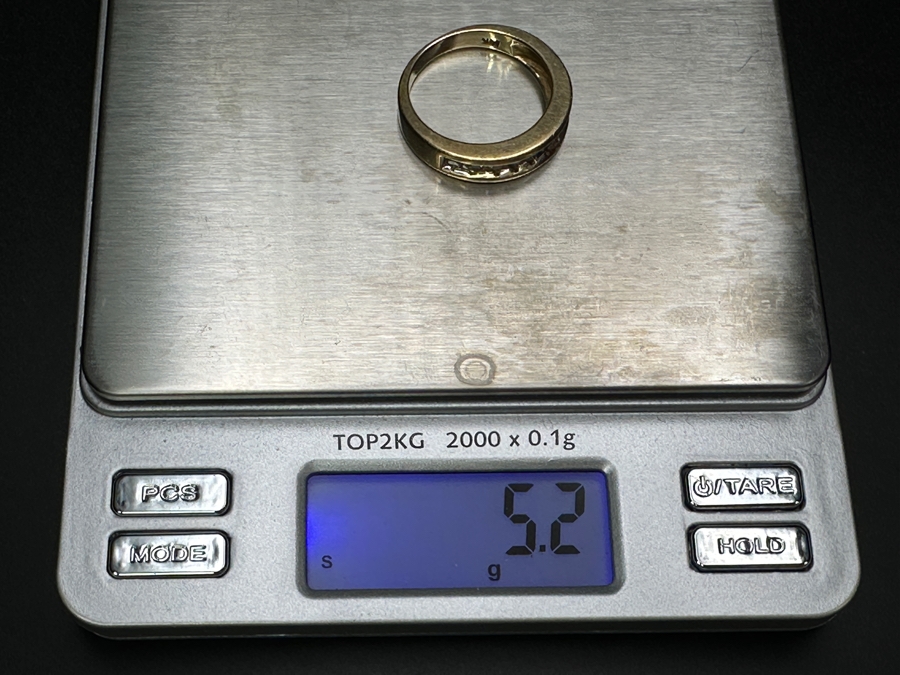 14k Gold Diamond Ring With (9) 2mm Round Brilliant Diamonds Est. .25cttw H-I SI2-I1 Size 10.25 5.2g Retails $1,200 [Photo 11]