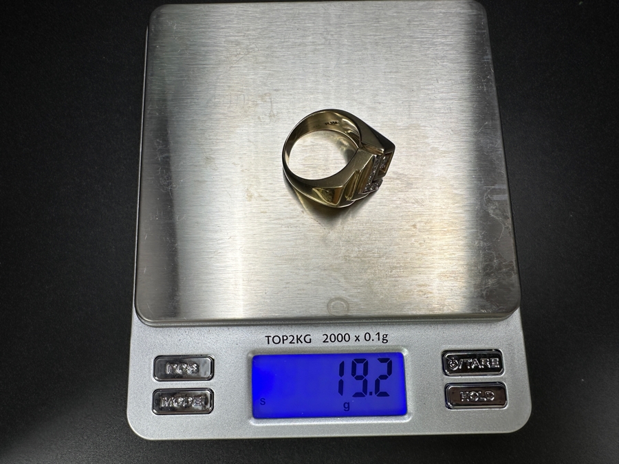 14k Gold Men's Diamond Ring With (1) 3.2mm Round Brilliant Diamond .12ct & (5) 1.5mm Round Brilliant Diamonds .075cttw Size 9.75 19.2g Retails $4,200 [Photo 18]