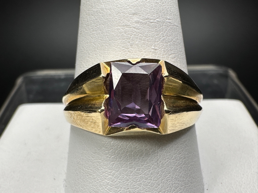 14k Gold Synthetic Color Change Sapphire 8x6mm Size 11 5g Retails $1,000 [Photo 2]