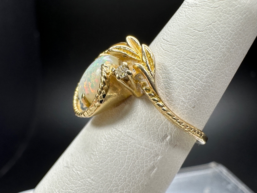 14k Gold Opal Ring With 8x6mm Cabochon White Opal Size 4.75 3.5g Retails $800 [Photo 4]