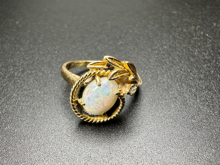14k Gold Opal Ring With 8x6mm Cabochon White Opal Size 4.75 3.5g Retails $800 [Photo 6]