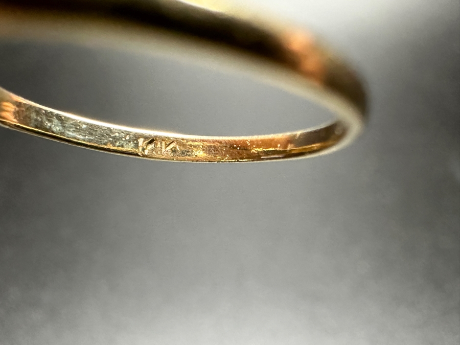 14k Gold Diamond Ring With 2.3mm Round Brilliant Diamond & (2) 2.3mm Peridot Size 5.5 1.5g Retails $400 [Photo 9]