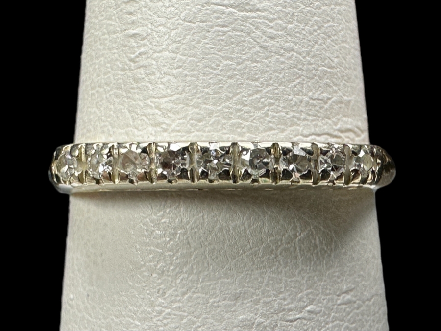14k Gold Diamond Ring With (9) 1mm Single Cut Diamonds Est. .05cttw Size 6.25 1.8g Retails $500