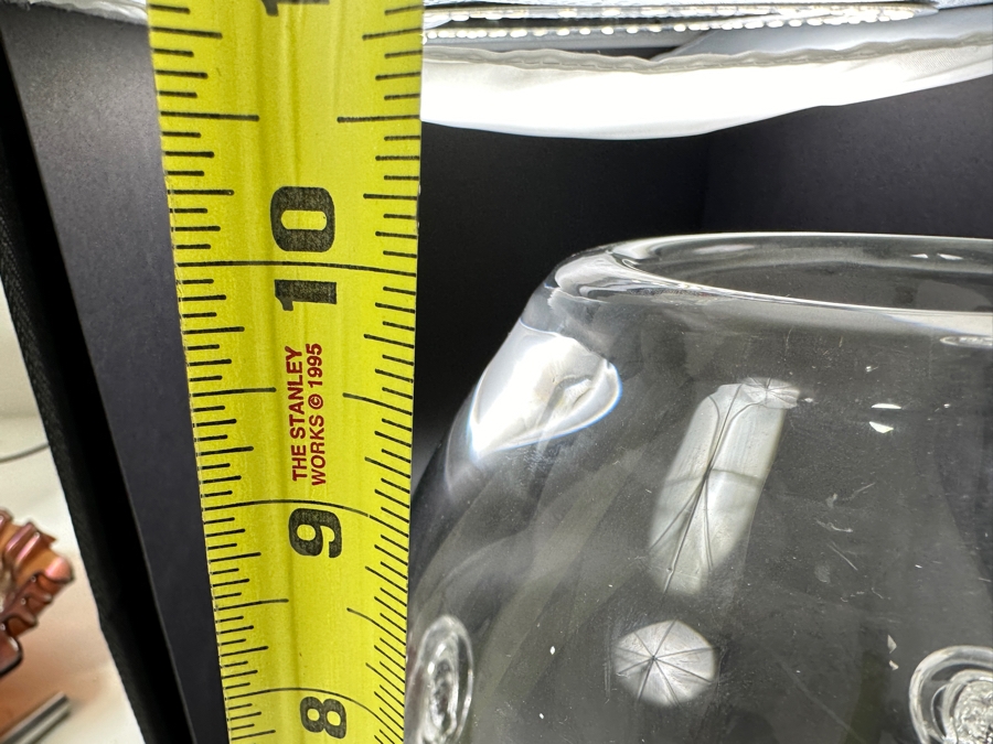 Chalet Art Glass Vase with Sergio Pagnin Face Prunts 10' H  [Photo 5]