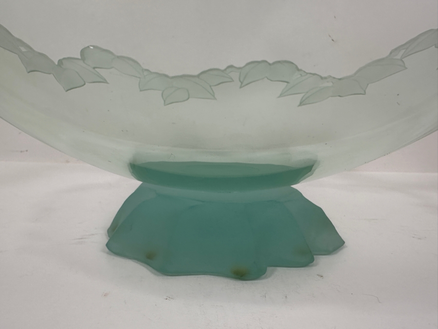 1993 Signed Stephen Schlanser Glass Chloe Bowl with Leaf Pattern (See Photos For Slight Chip On Inner Rim) 12'W x 5'H [Photo 6]
