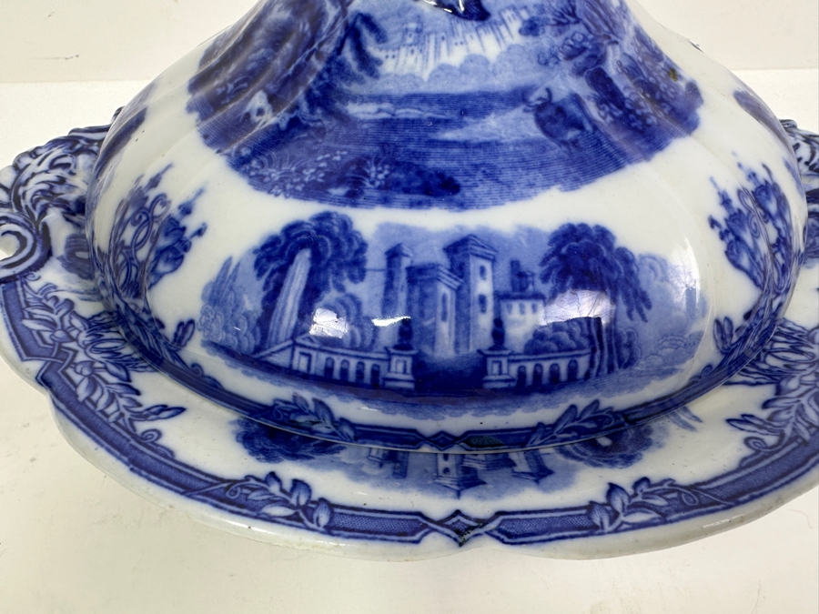 English B.W.M & Co Flow Blue Covered Vegetable Dish 11'W x 6.5'H [Photo 10]