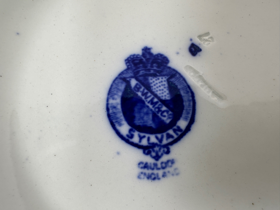 English B.W.M & Co Flow Blue Covered Vegetable Dish 11'W x 6.5'H [Photo 12]