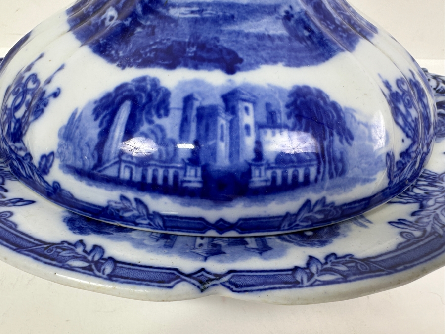 English B.W.M & Co Flow Blue Covered Vegetable Dish 11'W x 6.5'H [Photo 5]