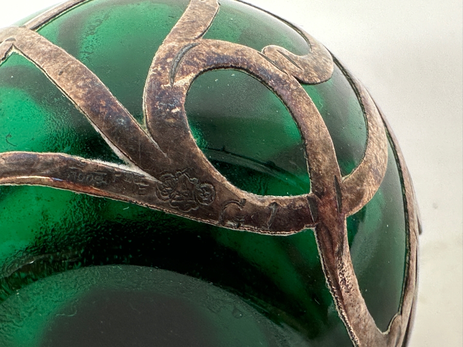 Vintage Green Glass Perfume Bottle with Sterling Silver Overlay 3.5'H [Photo 8]