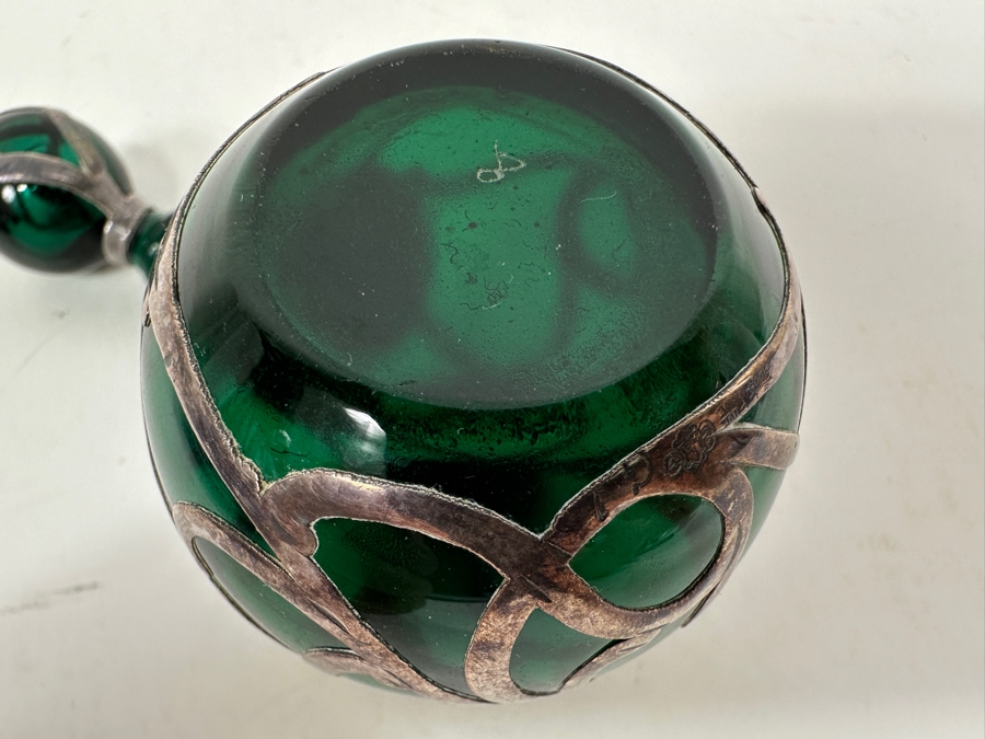 Vintage Green Glass Perfume Bottle with Sterling Silver Overlay 3.5'H [Photo 7]