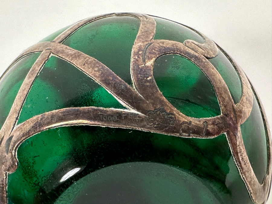 Vintage Green Glass Perfume Bottle with Sterling Silver Overlay 3.5'H [Photo 10]