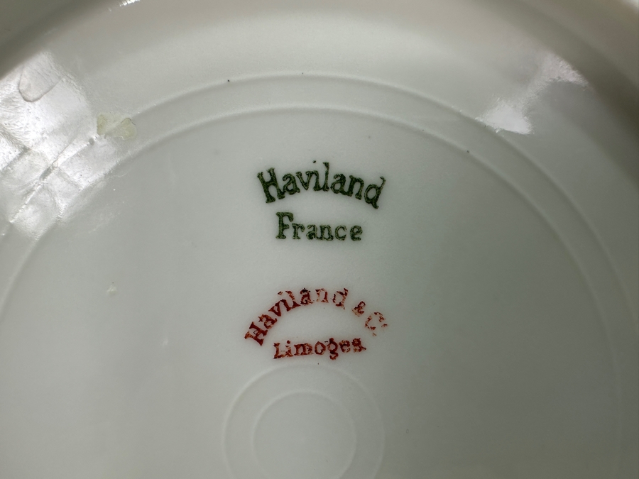(13) Haviland & Co Limoges Gold Rim Plates 6'W [Photo 6]