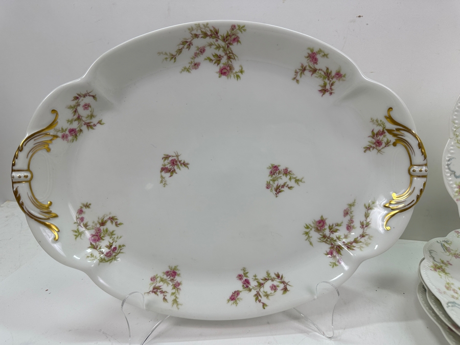 Haviland & Co Limoges Platter 14'W x 10' D and (3) Haviland & Co Limoges 10' Plates [Photo 3]