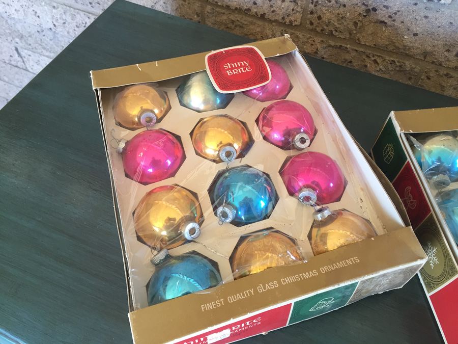 Glass Balls Christmas Ornaments [Photo 9]