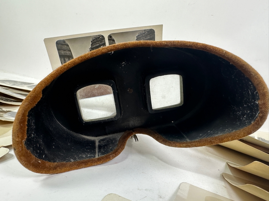 Antique Underwood & Underwood New York Stereoscope Viewer With (18) Antique Stereographs Cards Showing Early 1900s Scenes Of Paris, France - Neue Photographische Gesellschaft A. G., Steglitz-Berlin [Photo 4]