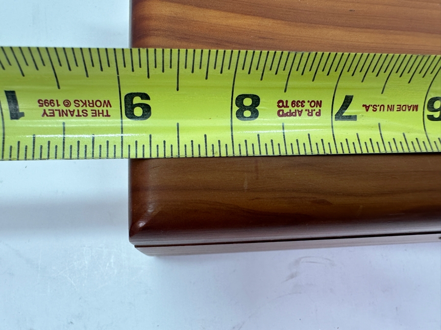 Lane Wooden Salesman Sample Cedar Chest Box 9'W x 5'D x 3.25'H [Photo 8]