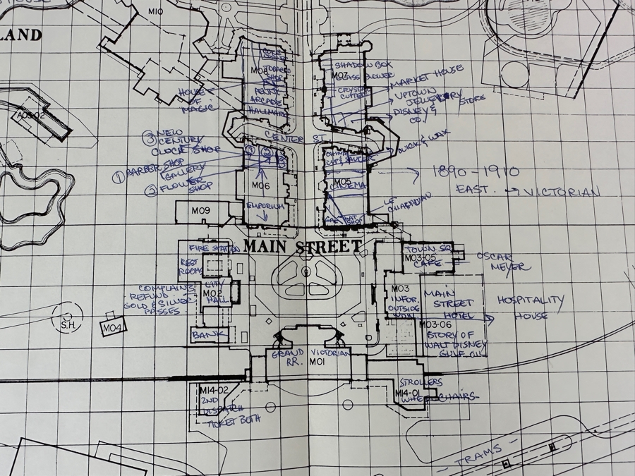Walt Disney World Guest Relations Binder Filled With Information On Walt Disney World Including Park Maps [Photo 24]