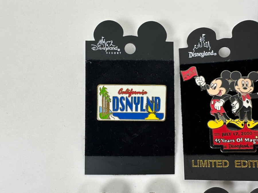 Just Added - (8) Vintage Disney Trading Pins [Photo 7]