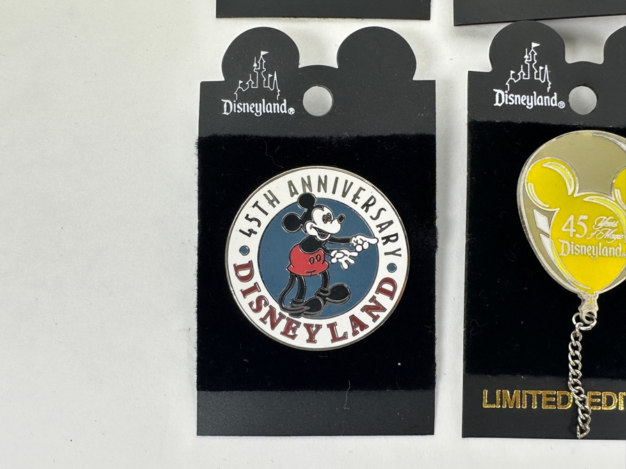 Just Added - (8) Vintage Disney Trading Pins [Photo 6]