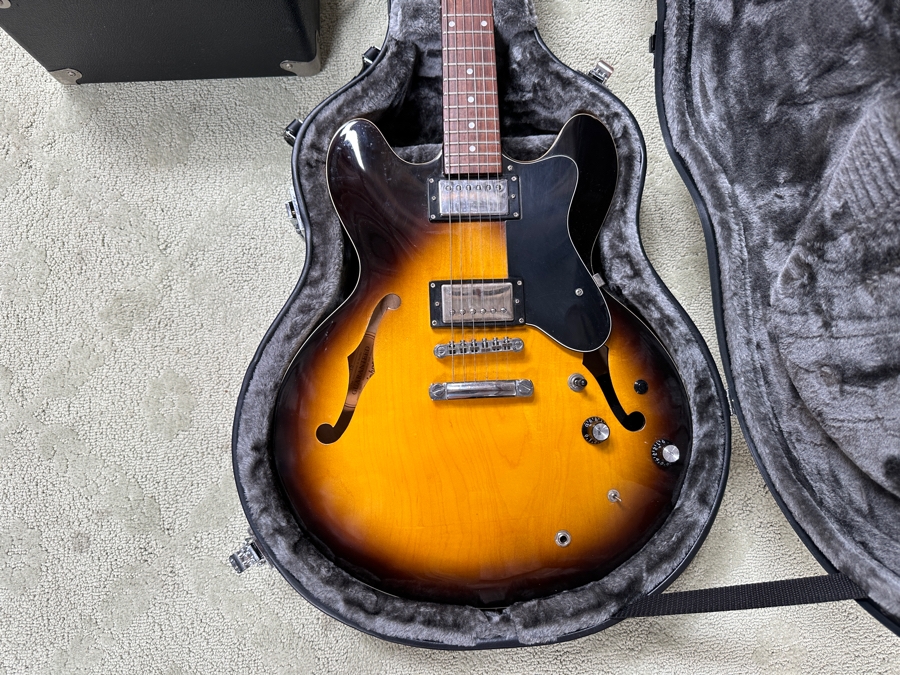 Just Added - Limited Edition Gibson Epiphone Dot-Deluxe Electric Guitar With Guitar Case And Fender Frontman 15G Amplifier [Photo 3]