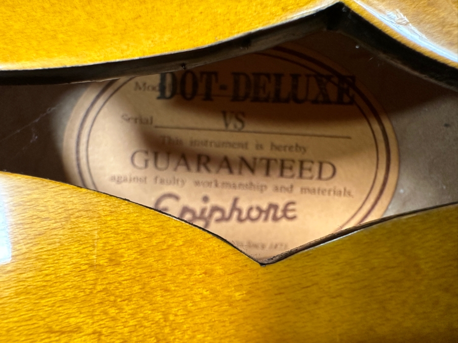 Just Added - Limited Edition Gibson Epiphone Dot-Deluxe Electric Guitar With Guitar Case And Fender Frontman 15G Amplifier [Photo 7]