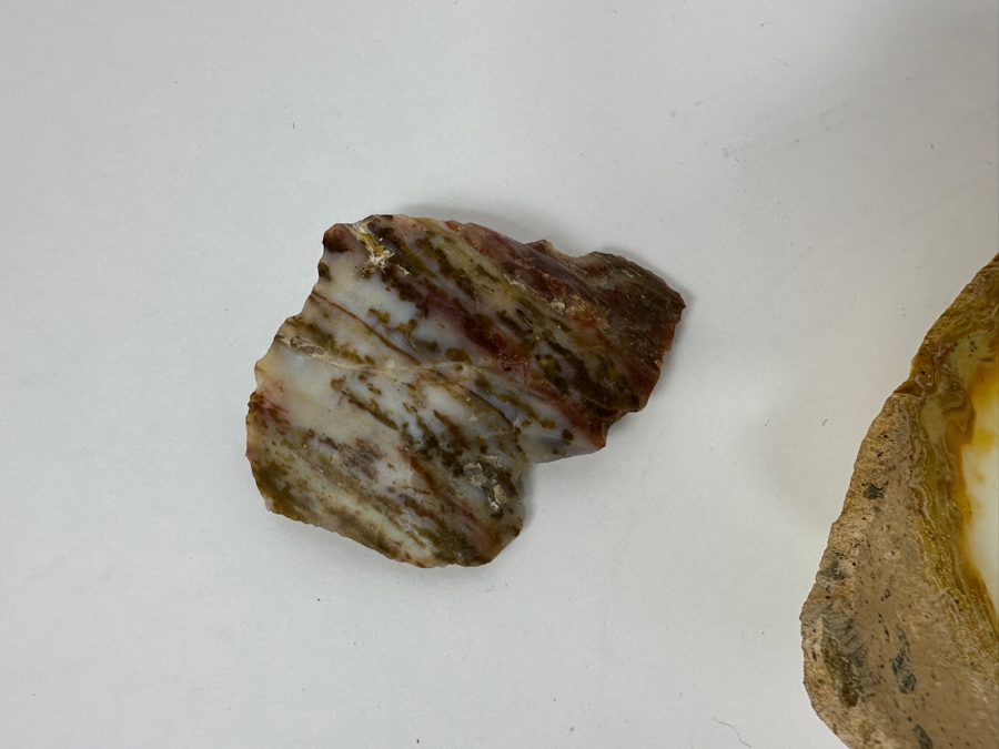 Just Added - Lot of Polished Agate Stones Including Three Carved Bowls Trinket Dishes [Photo 10]