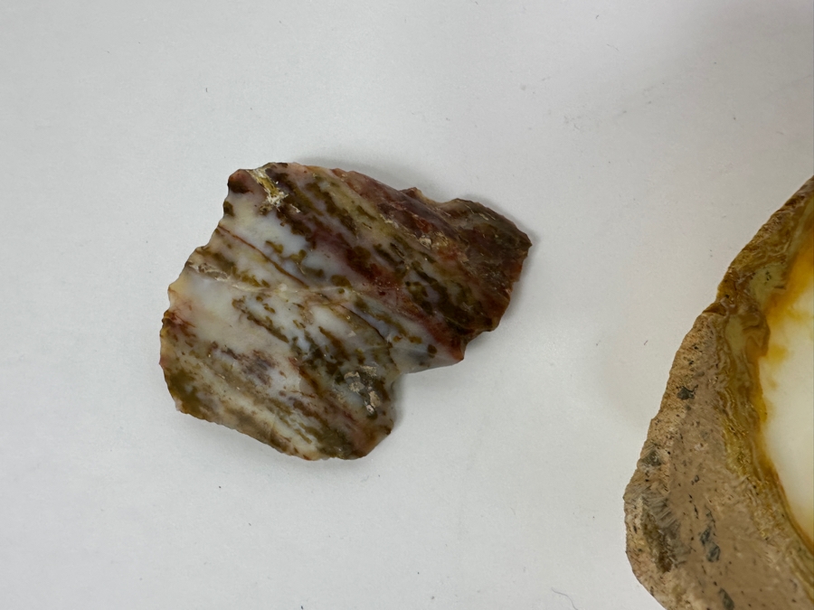 Just Added - Lot of Polished Agate Stones Including Three Carved Bowls Trinket Dishes [Photo 9]