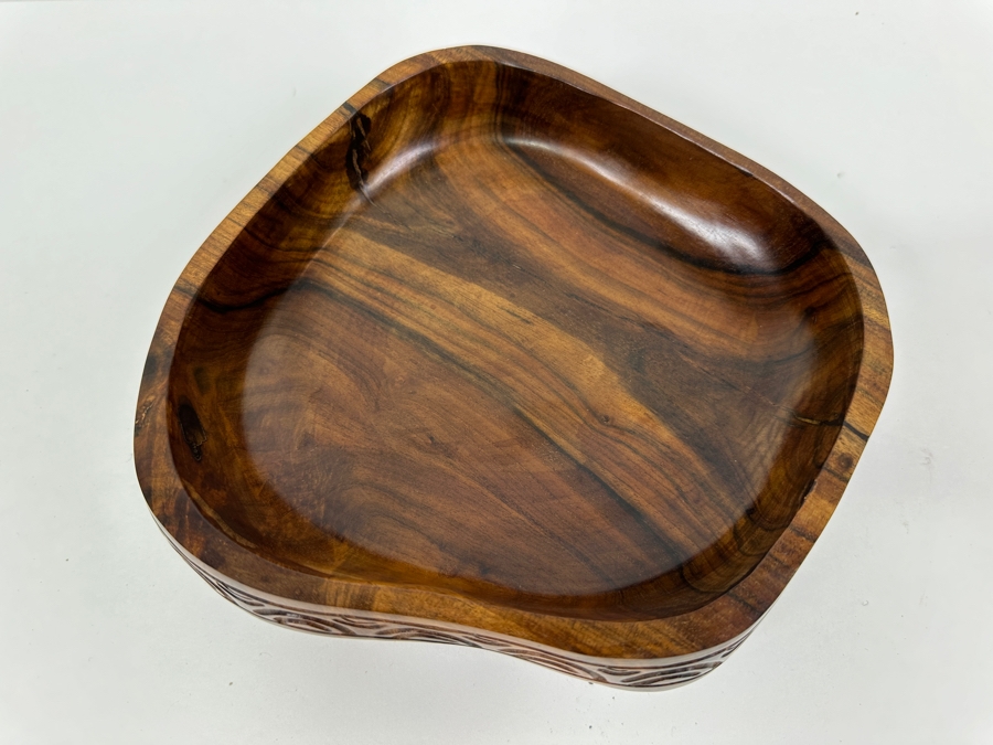 Just Added - Handcarved Hardwood Bowl 8 x 8 x 3 [Photo 4]