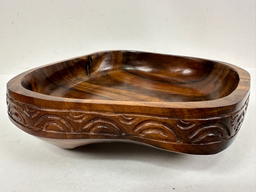 Just Added - Handcarved Hardwood Bowl 8 x 8 x 3 [Photo 2]