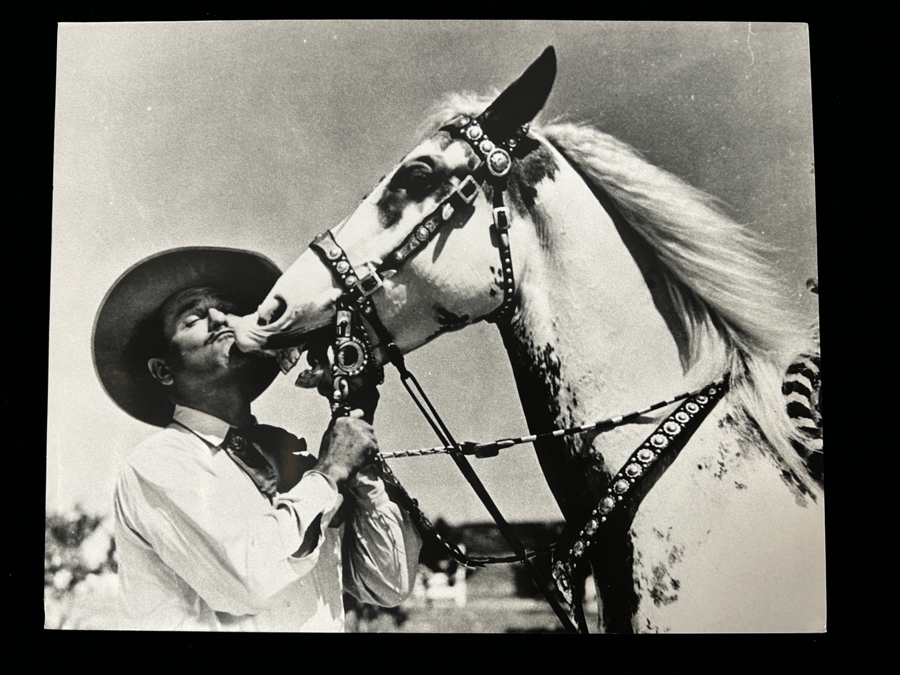 Just Added - Dave Hammel Photograph Mounted On Foam Board Of Leo Carrillo with His Famous Show Horse, Conquistador 18' x 14' [Photo 2]