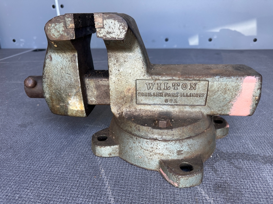 Large Wilton Schiller Park Illinois Vise 45lbs [Photo 10]