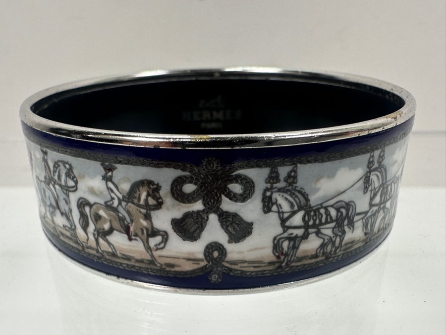 Authentic Hermes Paris Horse And Carriage Wide Enamel Bangle Bracelet Made In Austria 2.5'W 41.8g [Photo 2]