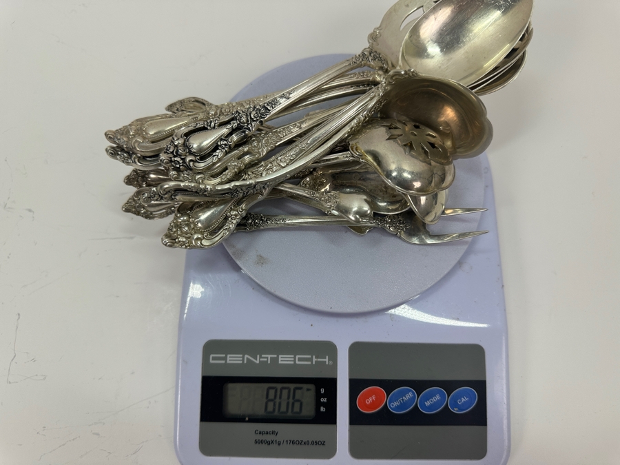 Lunt Sterling Silver Serving Pieces Eloquence Pattern Weighs 806g Sterling Silver Melt Value $917 [Photo 15]