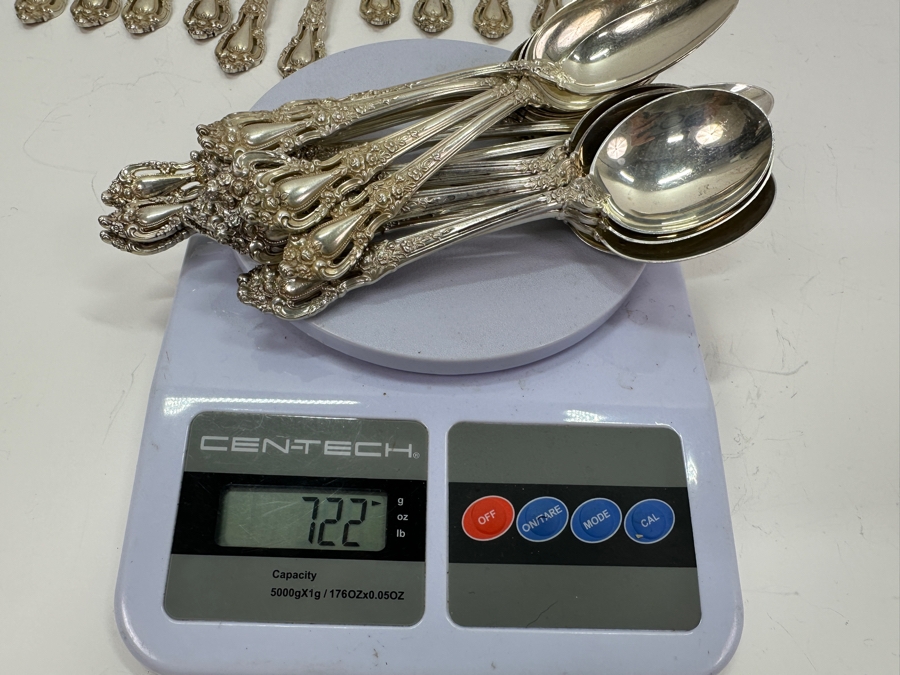 Lunt Sterling Silver Flatware Service For Six Eloquence Pattern - Sterling Silver Weighs 1,387g Plus An Additional 453g Of Knives - Sterling Silver Melt Value $1,578 [Photo 13]