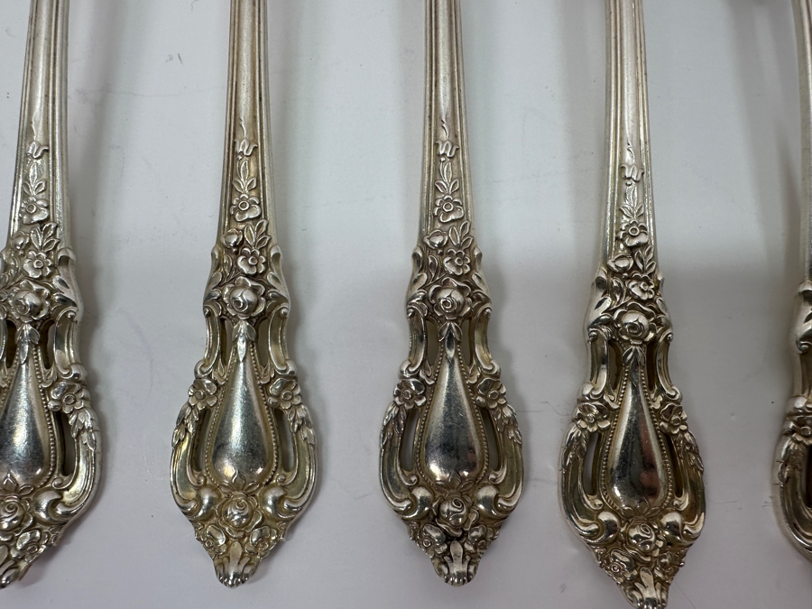 Lunt Sterling Silver Flatware Service For Six Eloquence Pattern - Sterling Silver Weighs 1,387g Plus An Additional 453g Of Knives - Sterling Silver Melt Value $1,578 [Photo 8]