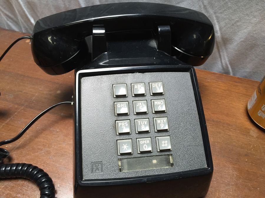Vintage Black Telephone [Photo 3]