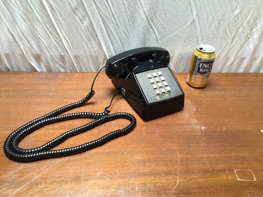 Vintage Black Telephone [Photo 1]