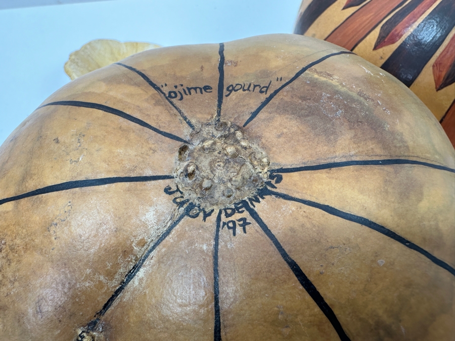 Pair Of Hand Painted Gourds 7H [Photo 8]