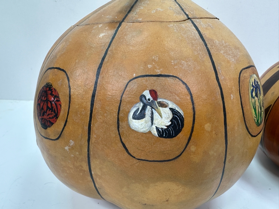 Pair Of Hand Painted Gourds 7H [Photo 5]