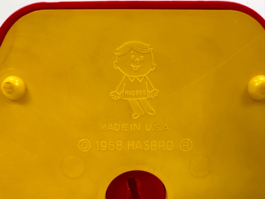 Vintage 1968 Hasbro Disney Mickey Mouse Gumball Machine 9'H [Photo 10]