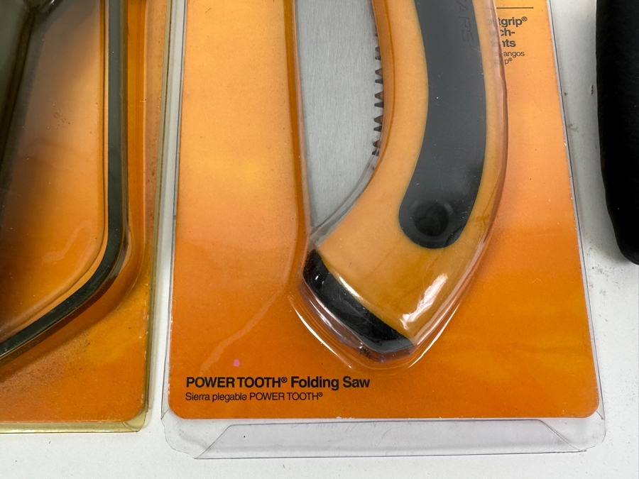 FISKARS Trimmer, Power Tooth Folding Saw, Pruning Shears & Knife Sharpener [Photo 2]