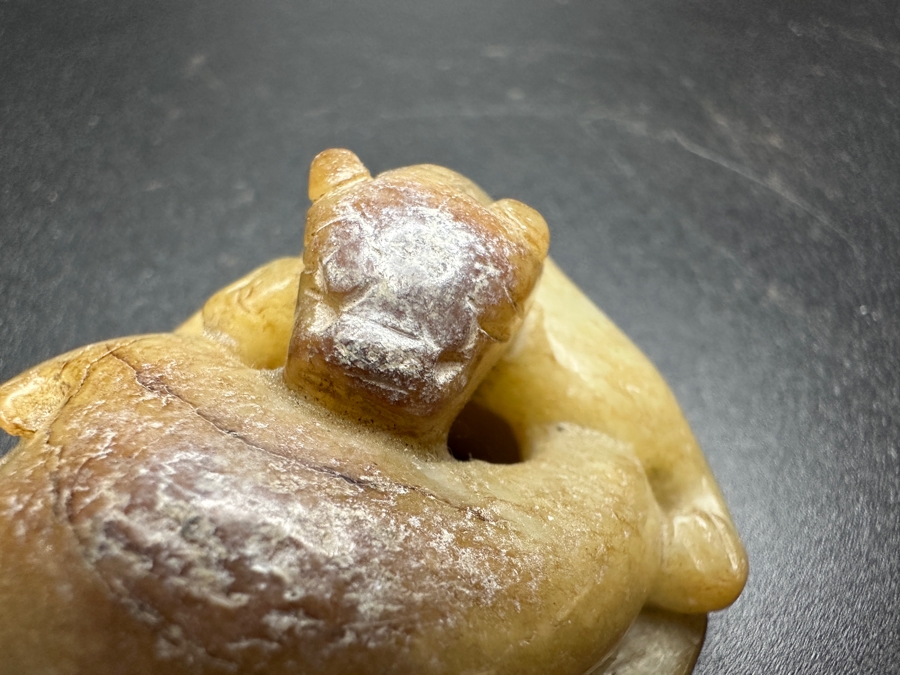 Chinese Carved Jade Jaguar 41.7g 1.75'W [Photo 9]