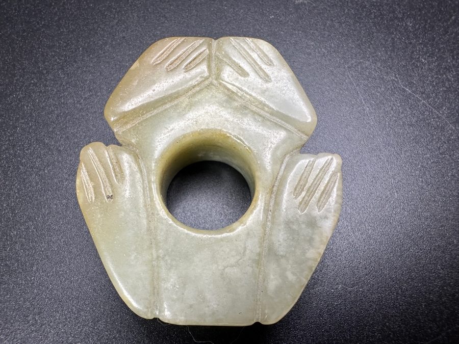 Chinese Carved Jade Frog 41.1g 2'W [Photo 9]