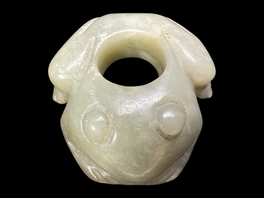 Chinese Carved Jade Frog 41.1g 2'W