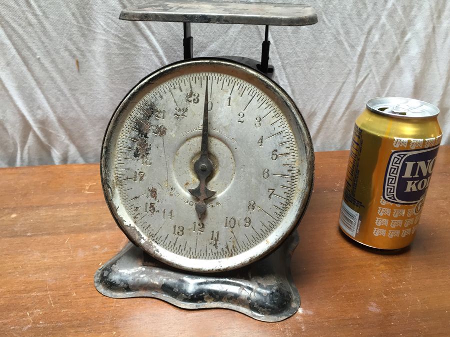 Vintage Perfection Original Slanting Dial Scale