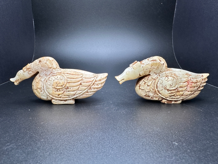 Pair Of Chinese Carved Jade Bird Figures 241g 3.75'W [Photo 2]