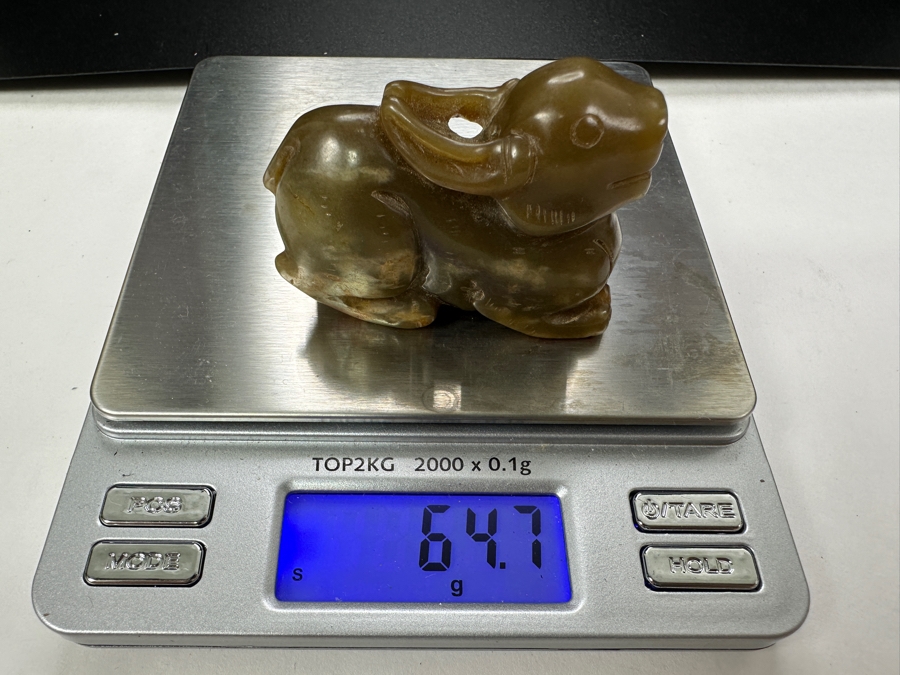 Chinese Carved Jade Rabbit Pendant 64.7g 2'W [Photo 9]