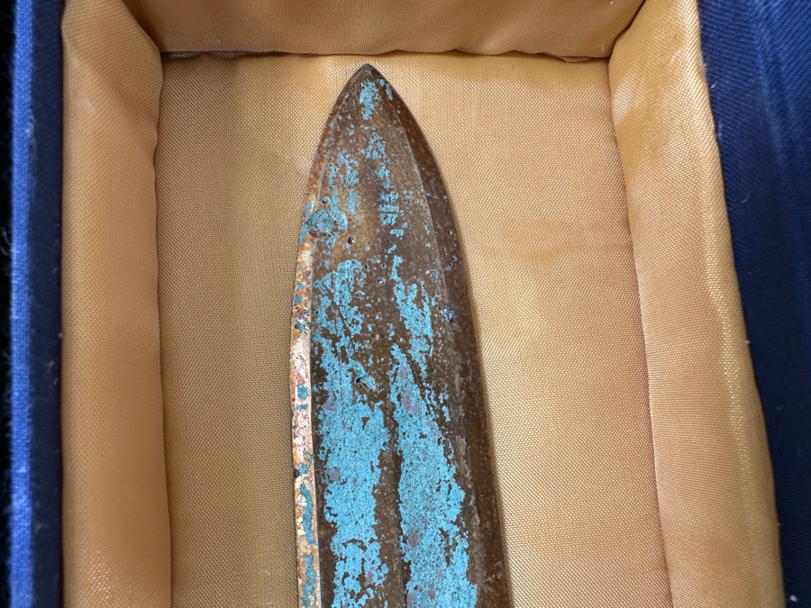 Pair Of Chinese Reproduction Gilt Metal Swords In Presentation Boxes 25'L & 20'L [Photo 10]