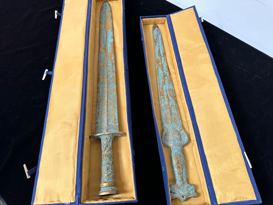 Pair Of Chinese Reproduction Gilt Metal Swords In Presentation Boxes 25'L & 20'L [Photo 14]