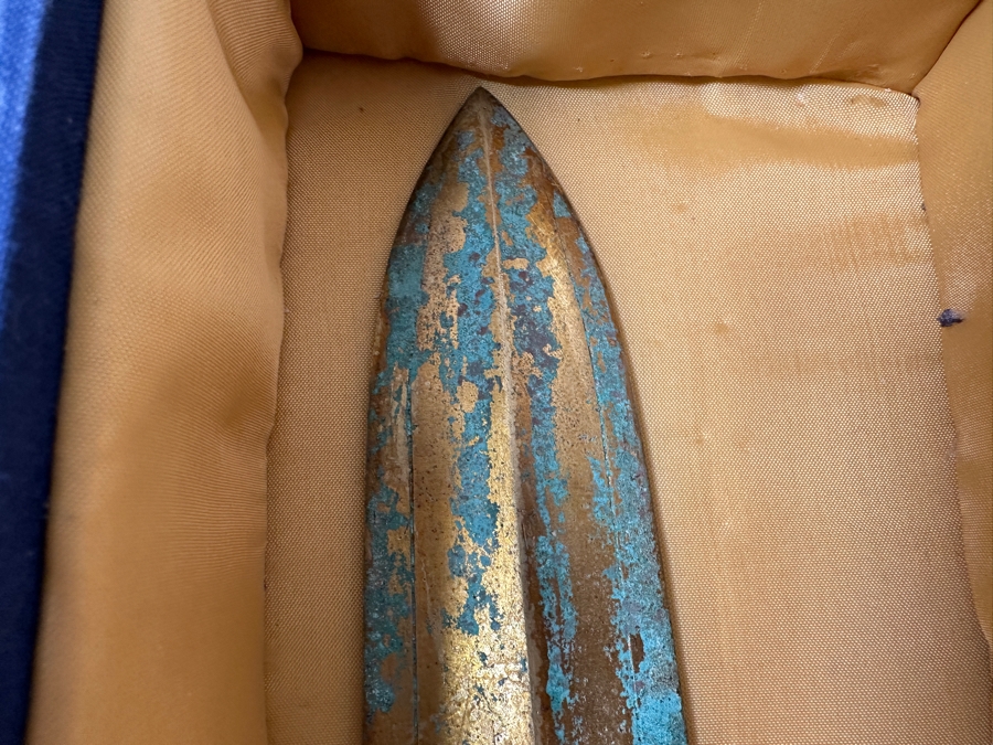 Pair Of Chinese Reproduction Gilt Metal Swords In Presentation Boxes 25'L & 20'L [Photo 11]